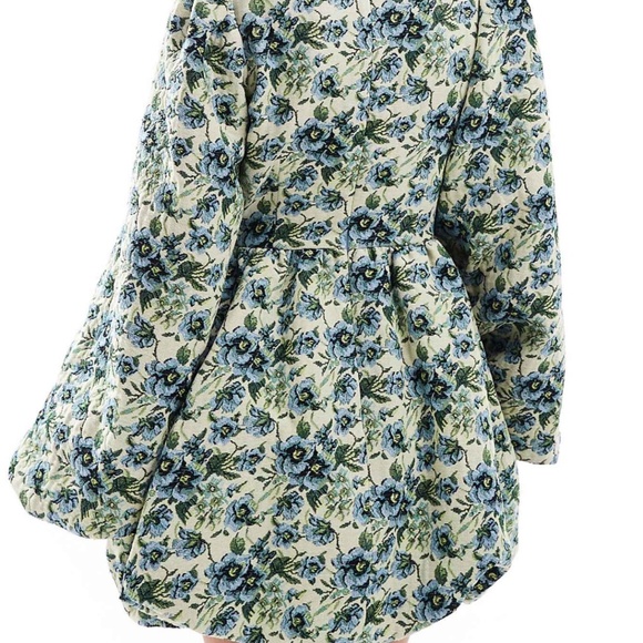 Dress - Picture 4 of 4